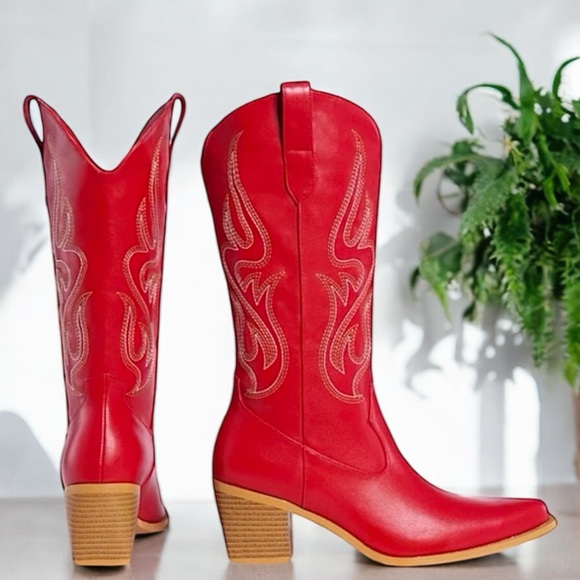 NWT Scarlet Red Western Boots - Picture 4 of 15
